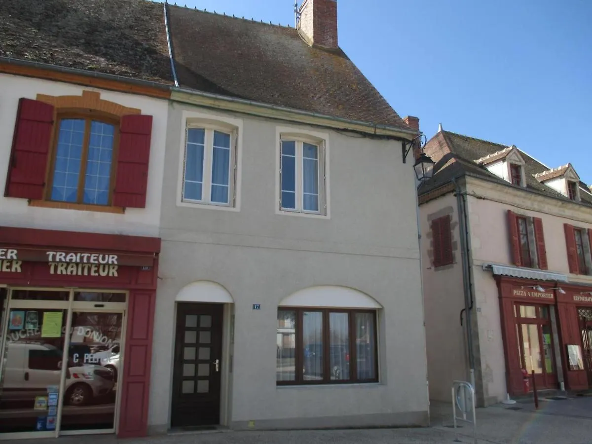 Holiday home Gite Independant Avec Cour Close, Wifi Et Chauffage Compris - Proche Montlucon Et Neris-Les-Bains - Fr-1-489-27 Huriel