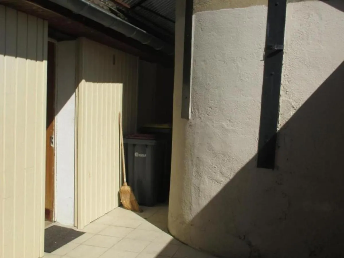 Gite Independant Avec Cour Close, Wifi Et Chauffage Compris - Proche Montlucon Et Neris-Les-Bains - Fr-1-489-27 Huriel 0*,