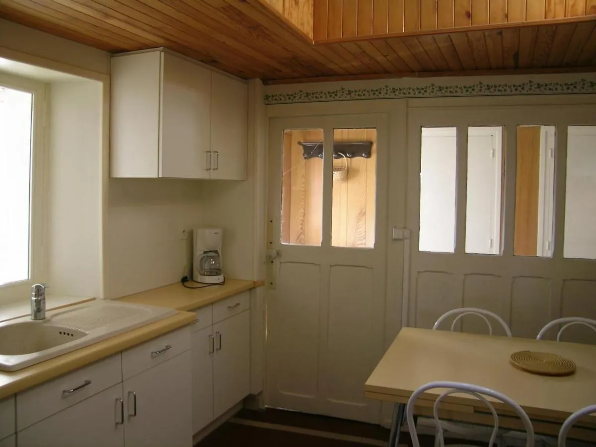 Gite Independant Avec Cour Close, Wifi Et Chauffage Compris - Proche Montlucon Et Neris-Les-Bains - Fr-1-489-27 Huriel Dom wakacyjny