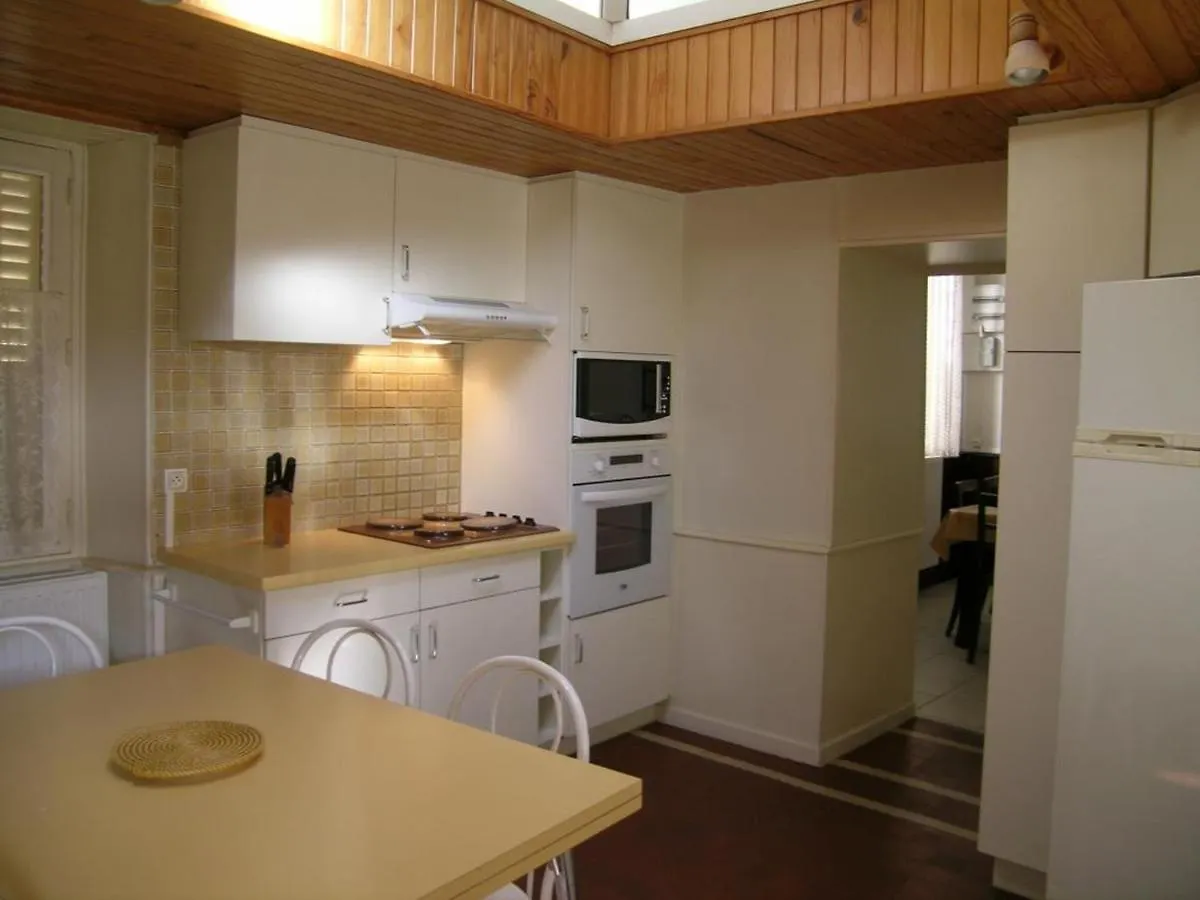 Dom wakacyjny Gite Independant Avec Cour Close, Wifi Et Chauffage Compris - Proche Montlucon Et Neris-Les-Bains - Fr-1-489-27 Huriel Francja